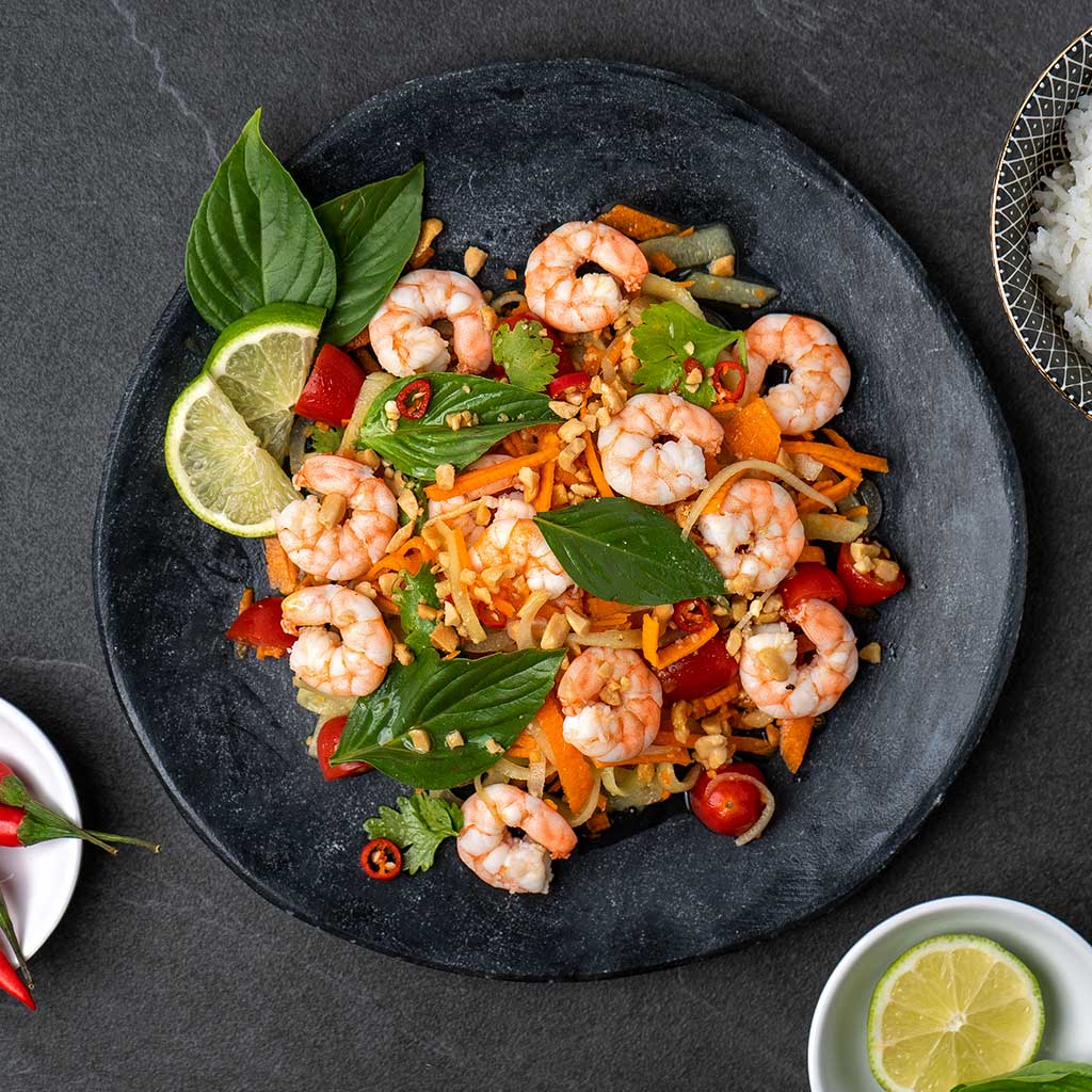 Thai-style salad with shrimps recipe | HONEST CATCH
